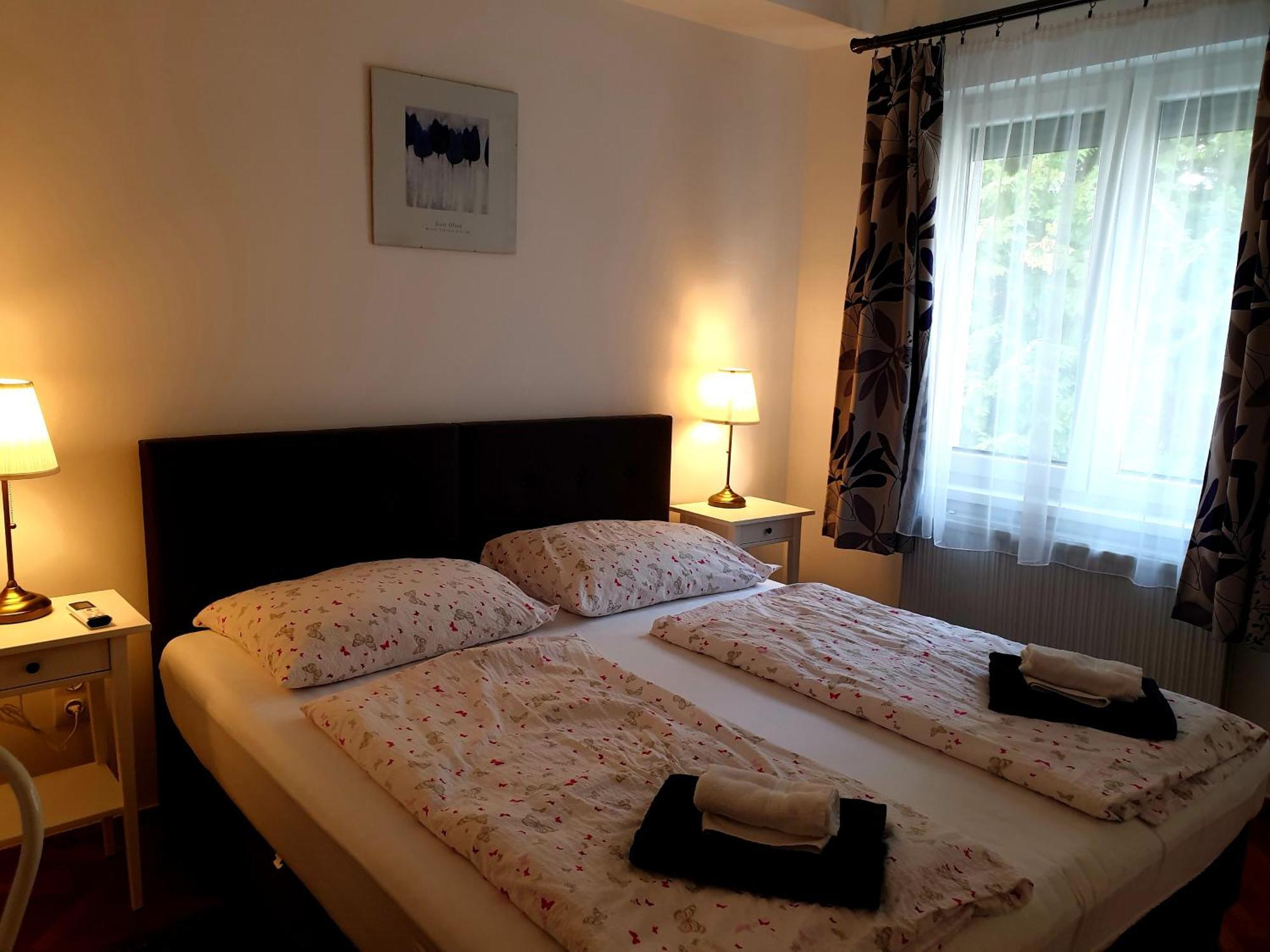 Adri Apartman Zalakaros Værelse billede