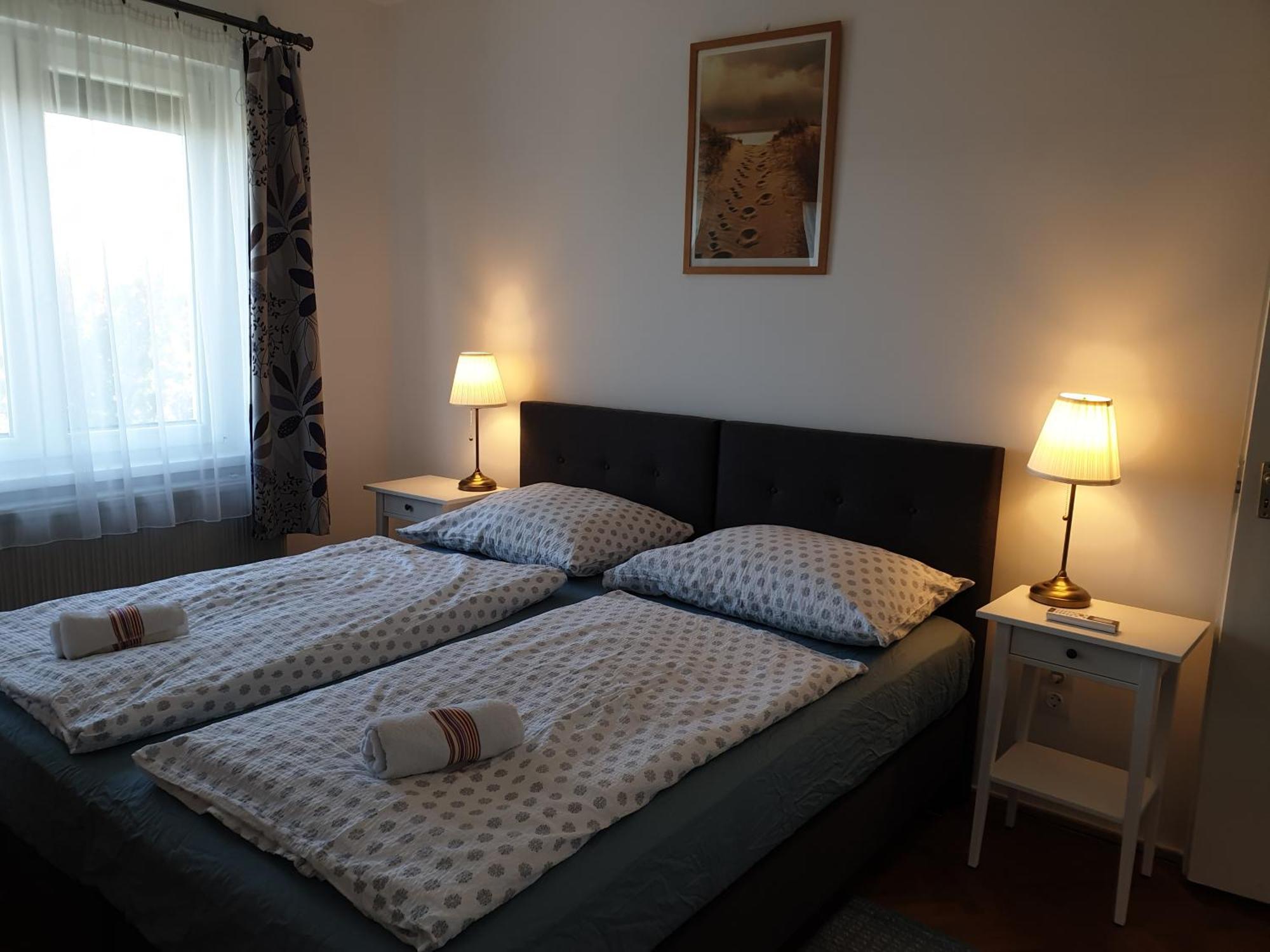 Adri Apartman Zalakaros Værelse billede